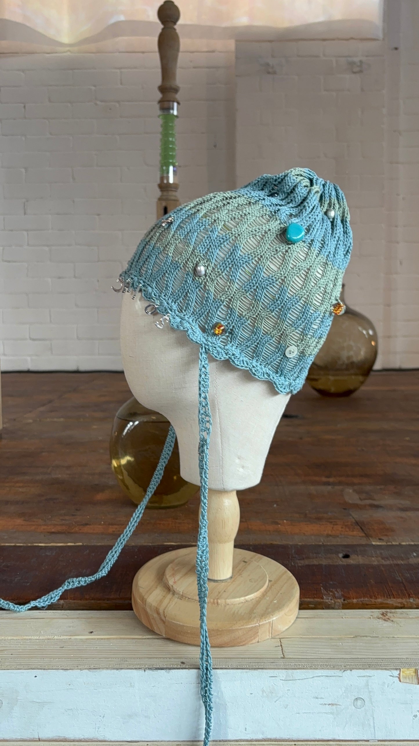Chaos summer bonnet