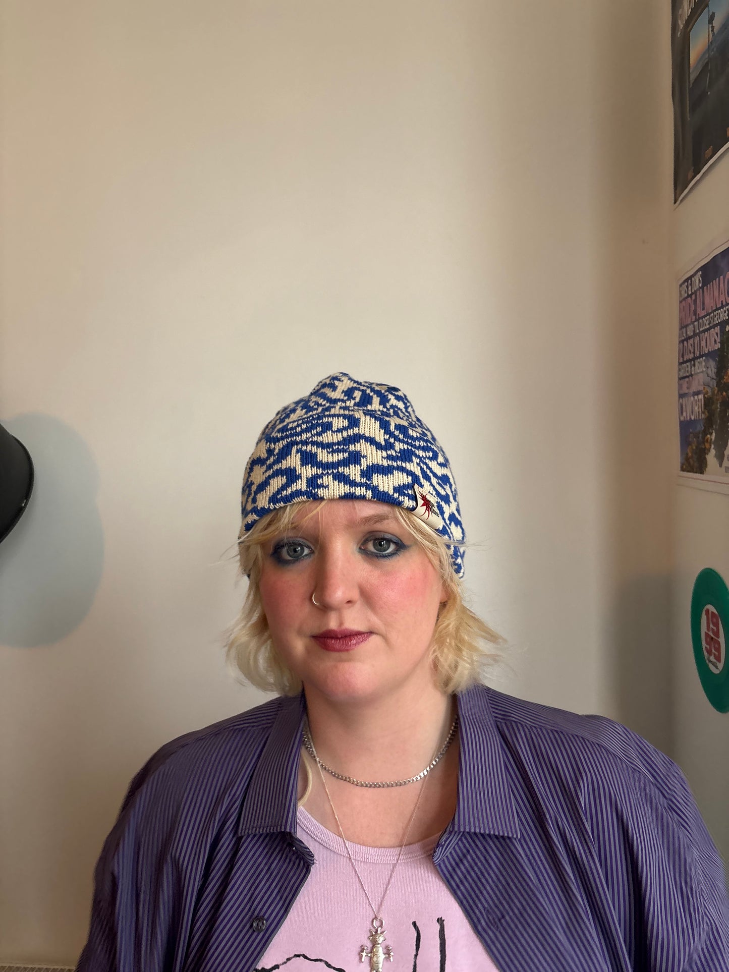 Worm vortex beanie
