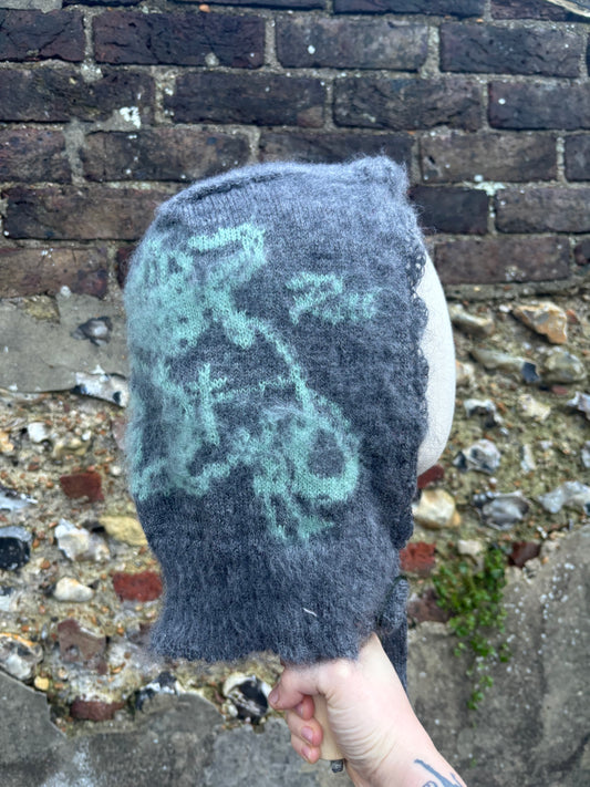 Mohair medieval rats bonnet