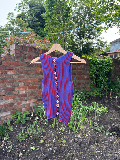 Two tone jesting vest