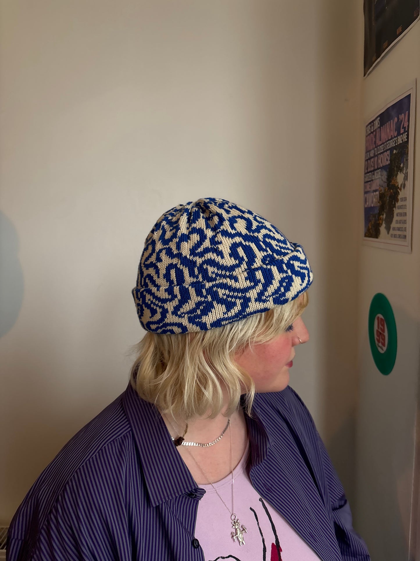 Worm vortex beanie