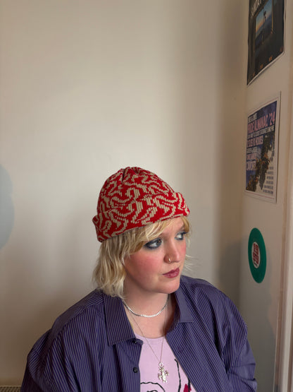Worm vortex fisherman beanie
